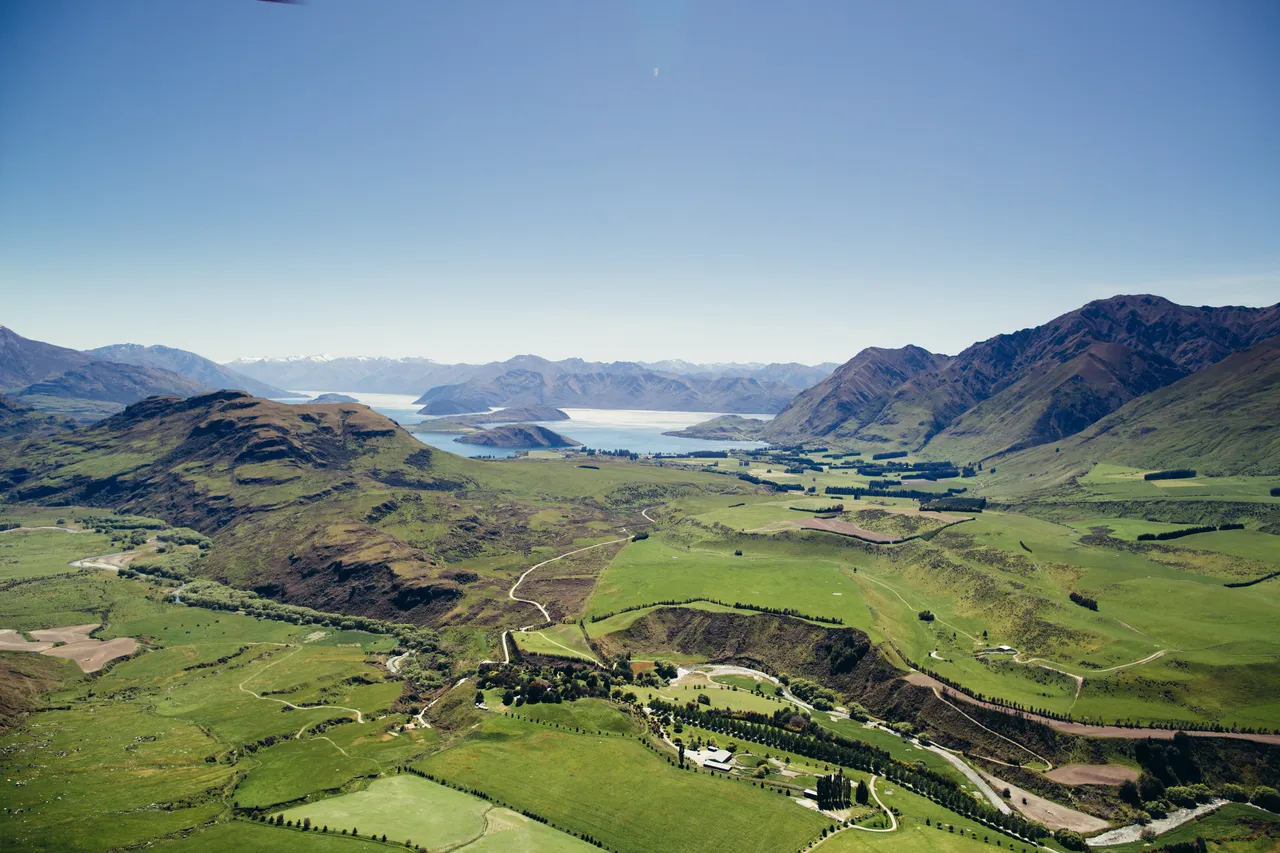 Mahu Whenua Lodge, Lake Wānaka