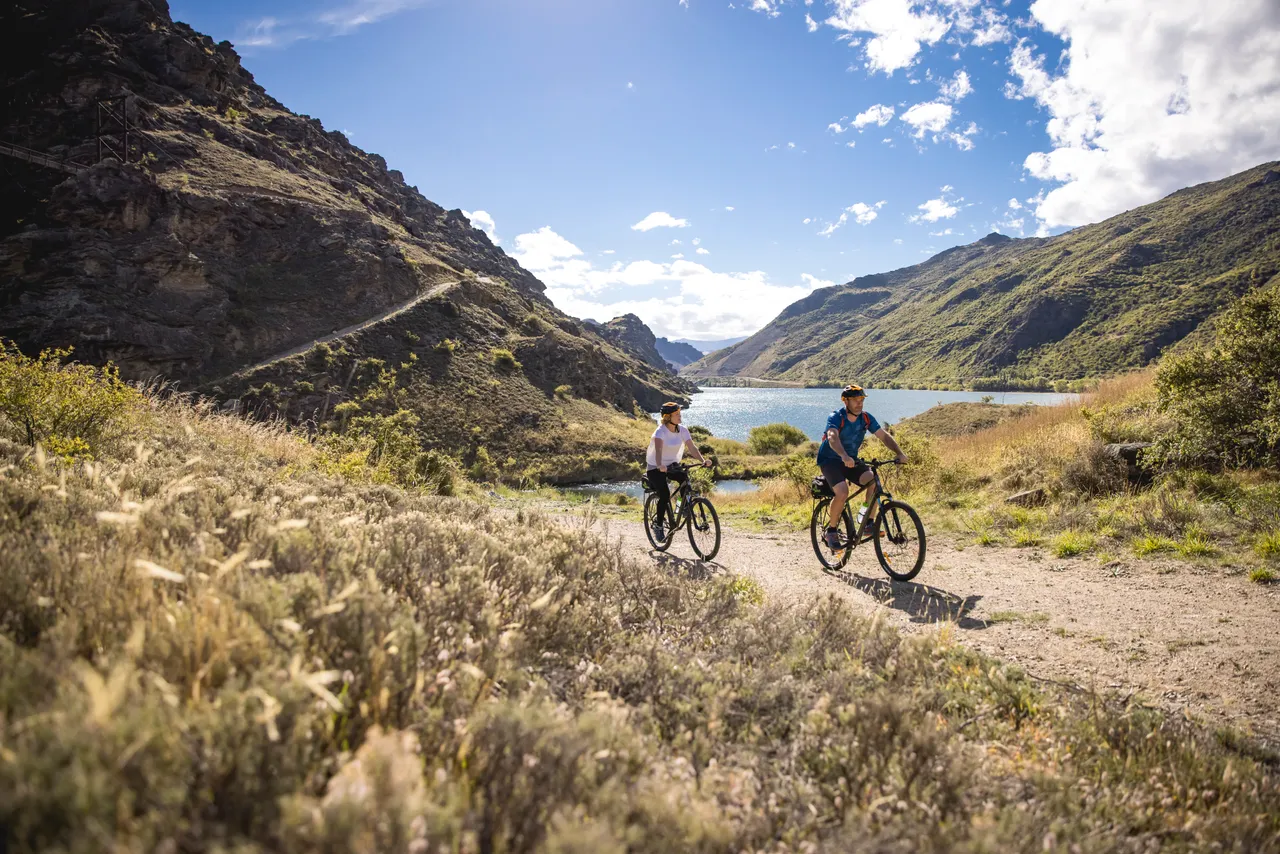 Lake Dunstan, Central Otago