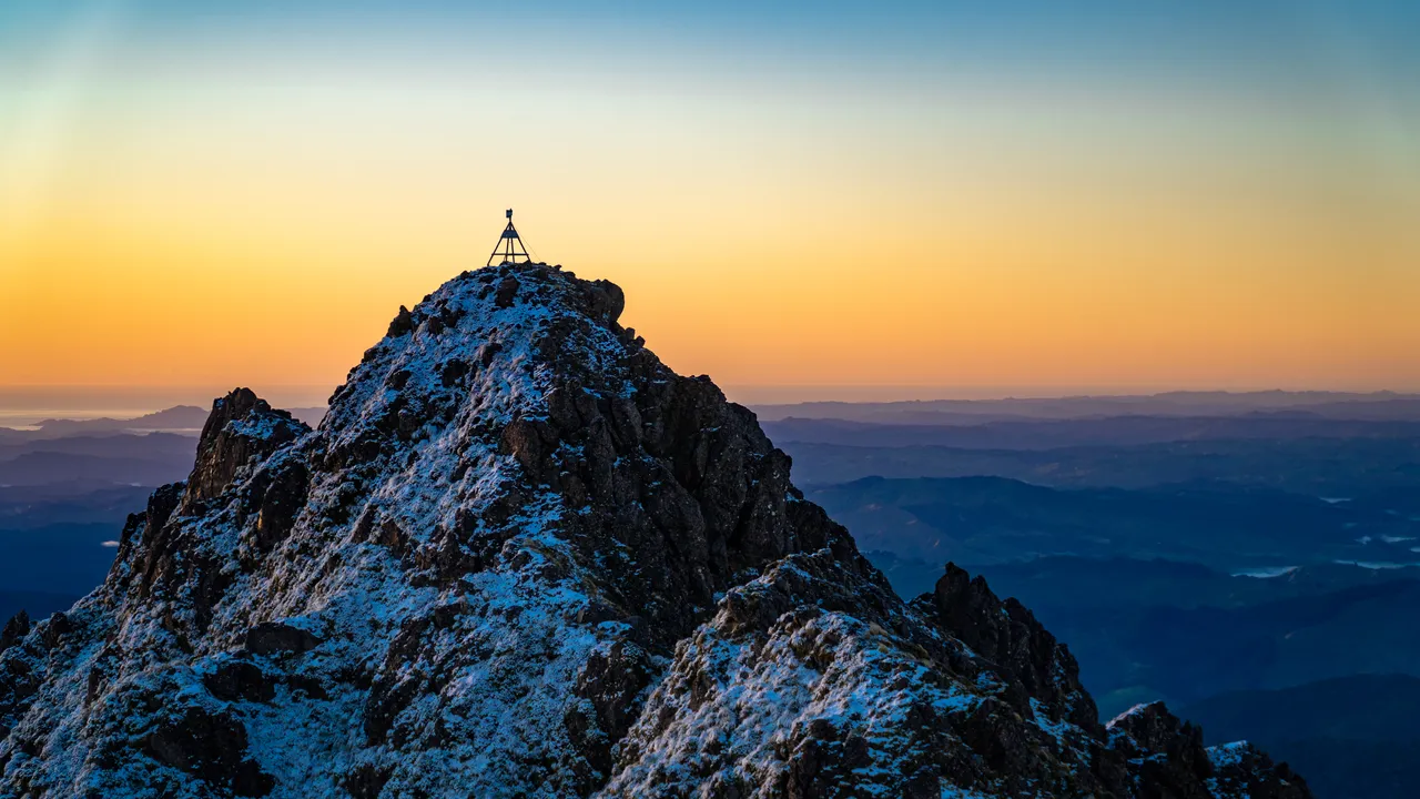 Mount Hikurangi, Gisborne