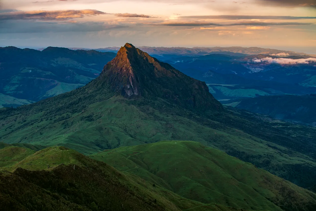 Mount Hikurangi, Gisborne