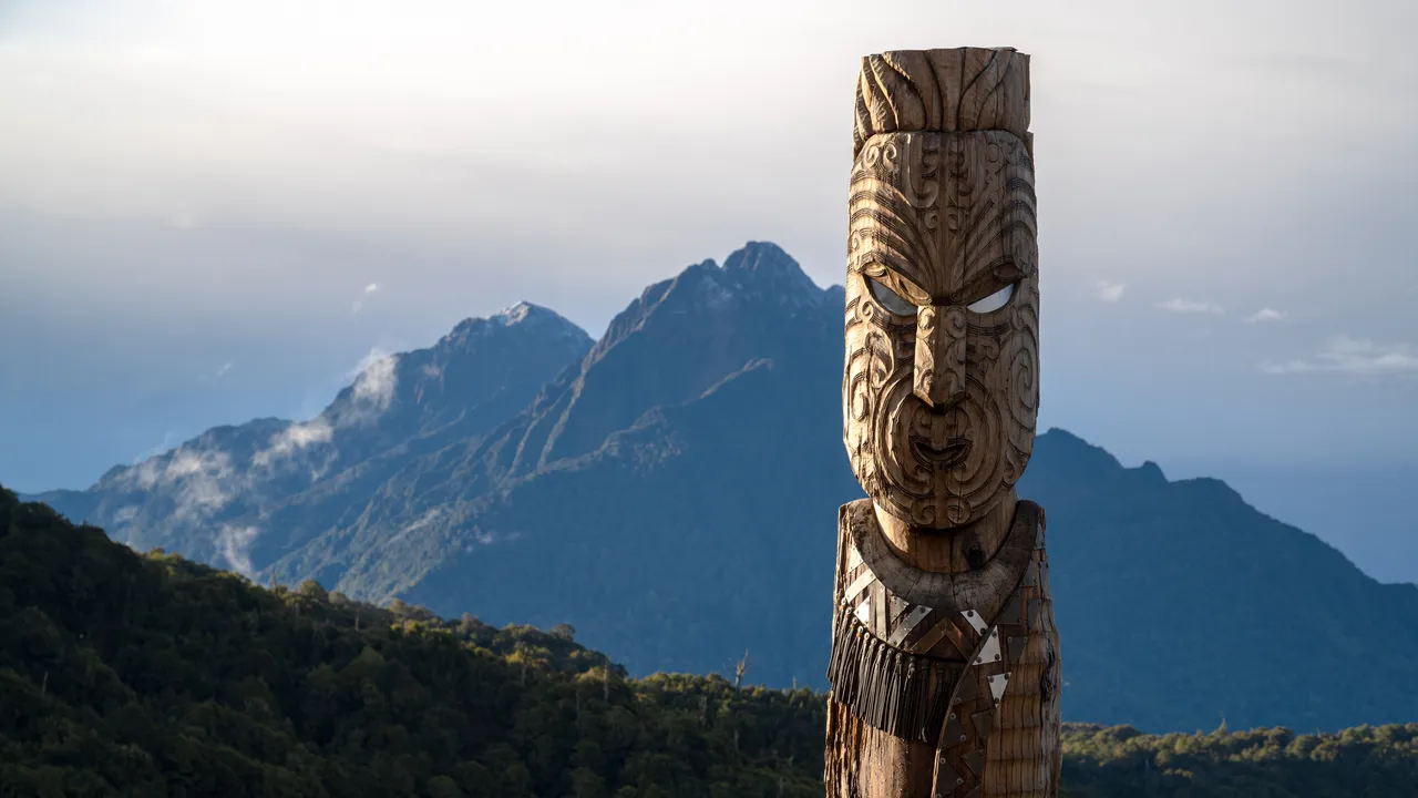 Mount Hikurangi, Gisborne