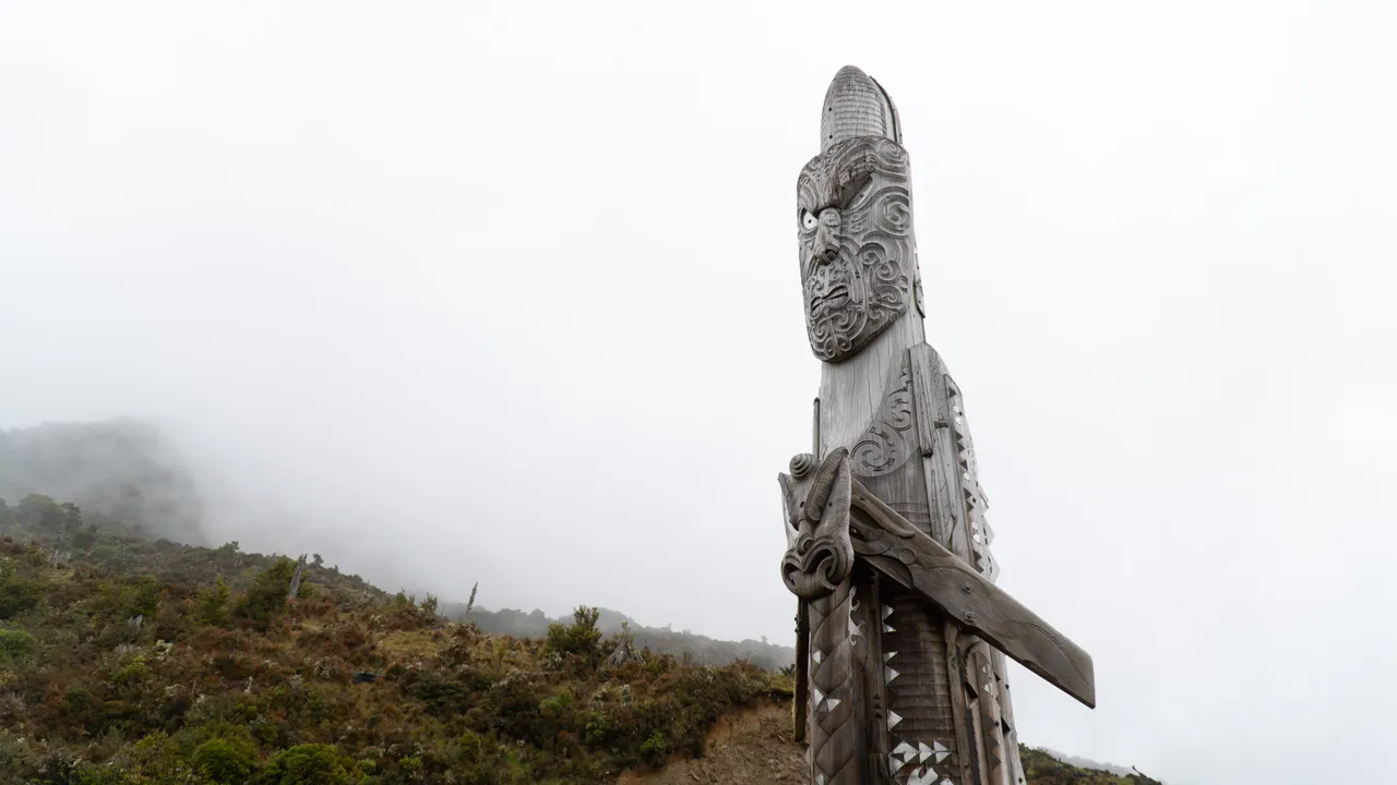 Mount Hikurangi, Gisborne
