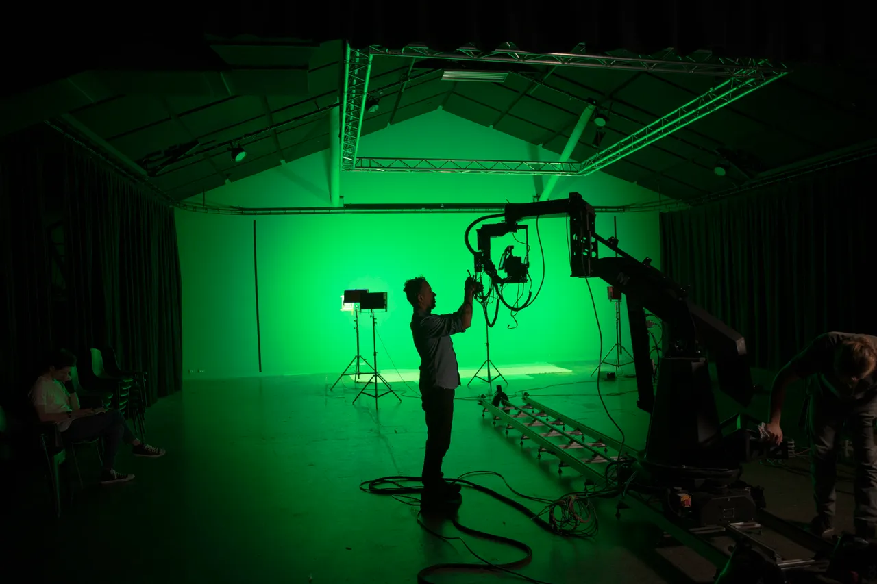 Silhouette of green screen studio