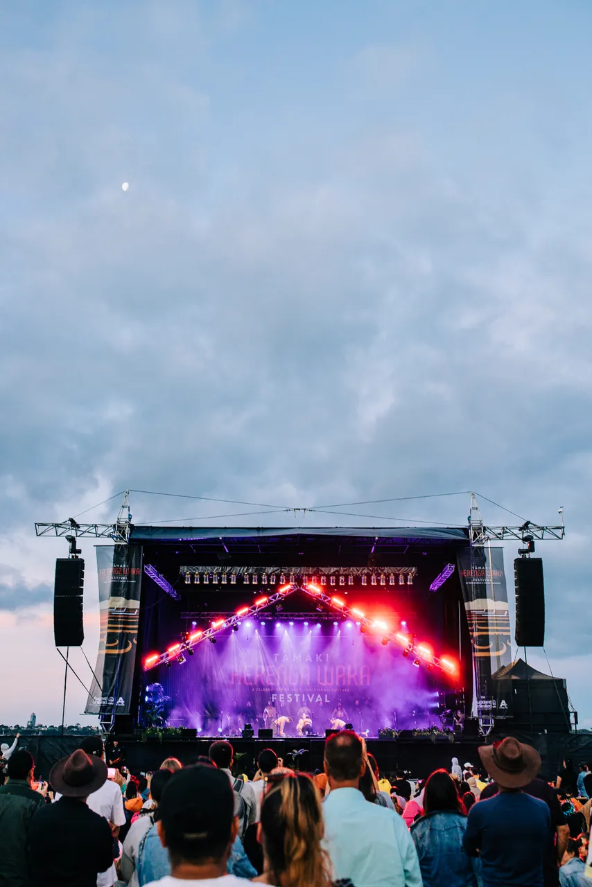 Crowd watching kapa haka performance