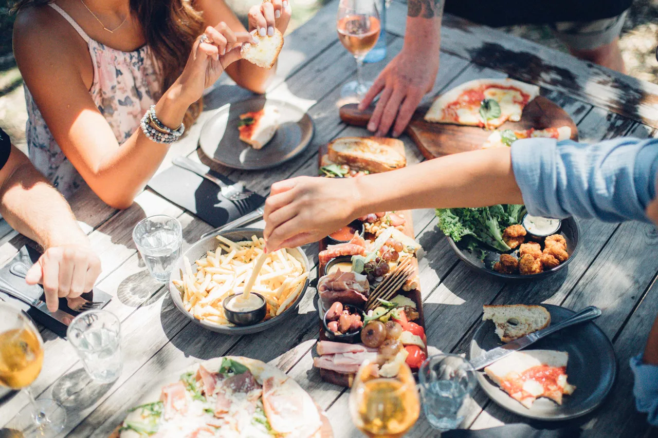 A vineyard lunch, Waiheke Island