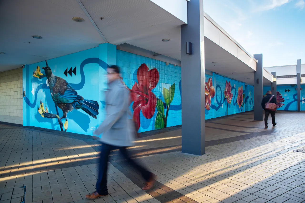 Rerenga mural, Manukau