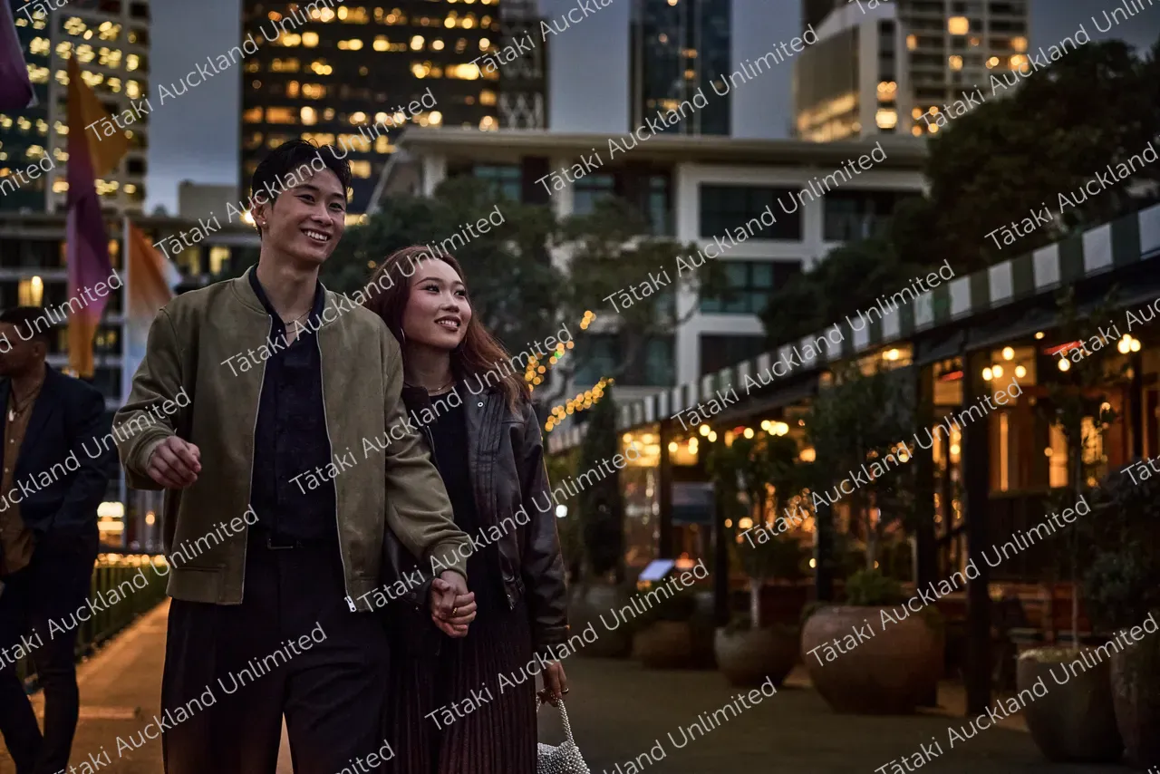 Couple enjoy the Viaduct at night 2