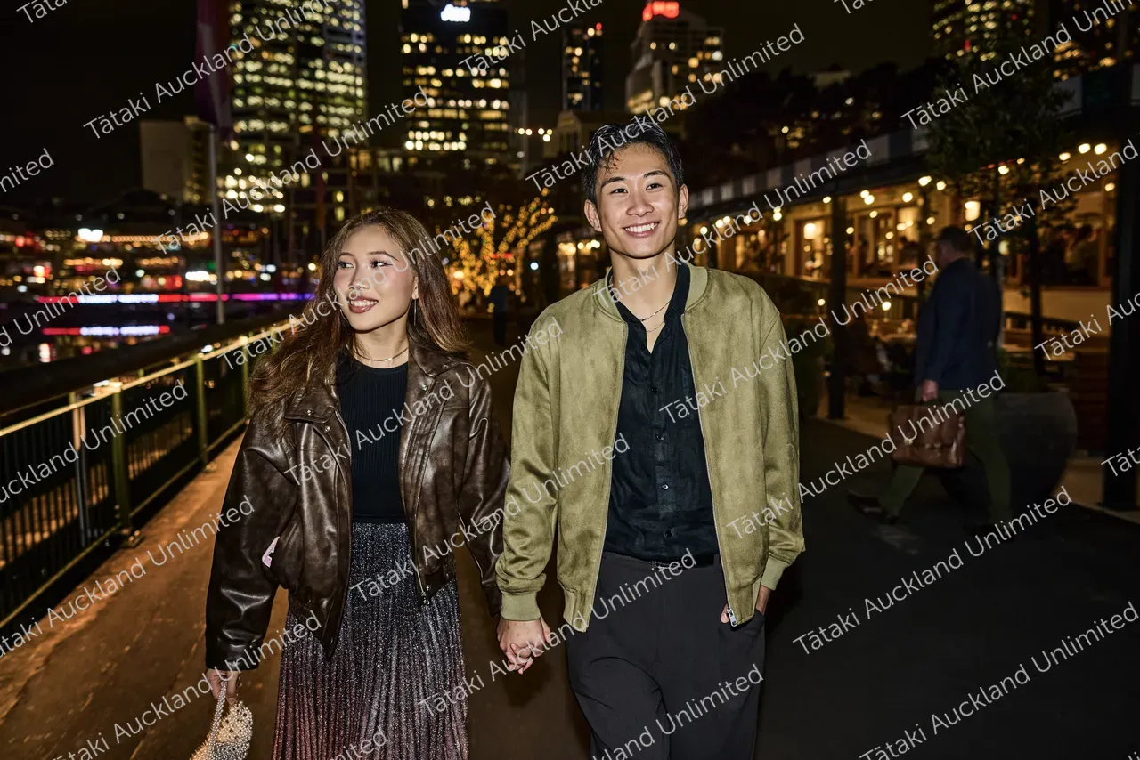 Couple enjoy the Viaduct at night 3