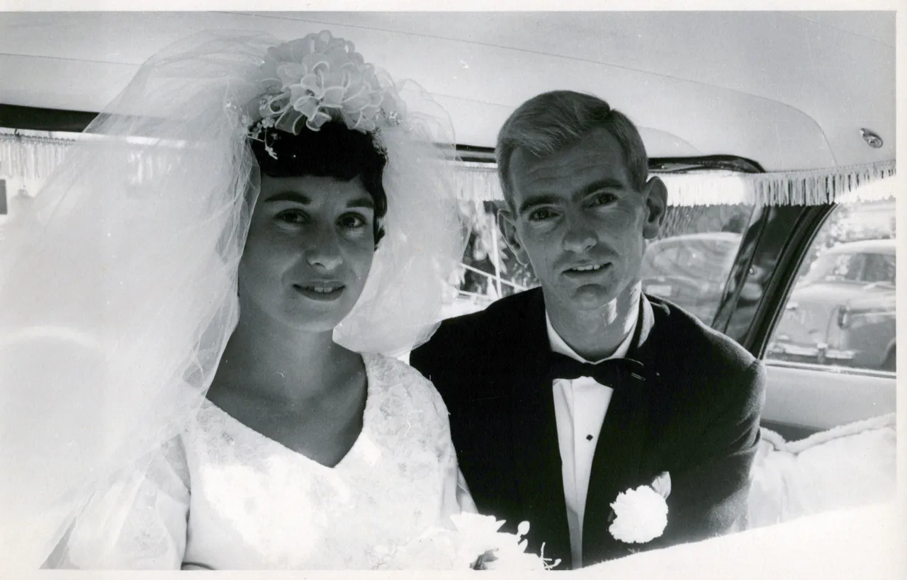 1962_Sues and Rob Wedding day_0002_a