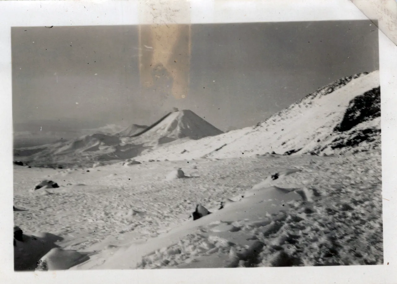 1953_Sue Mt Ruapehu_0006_a
