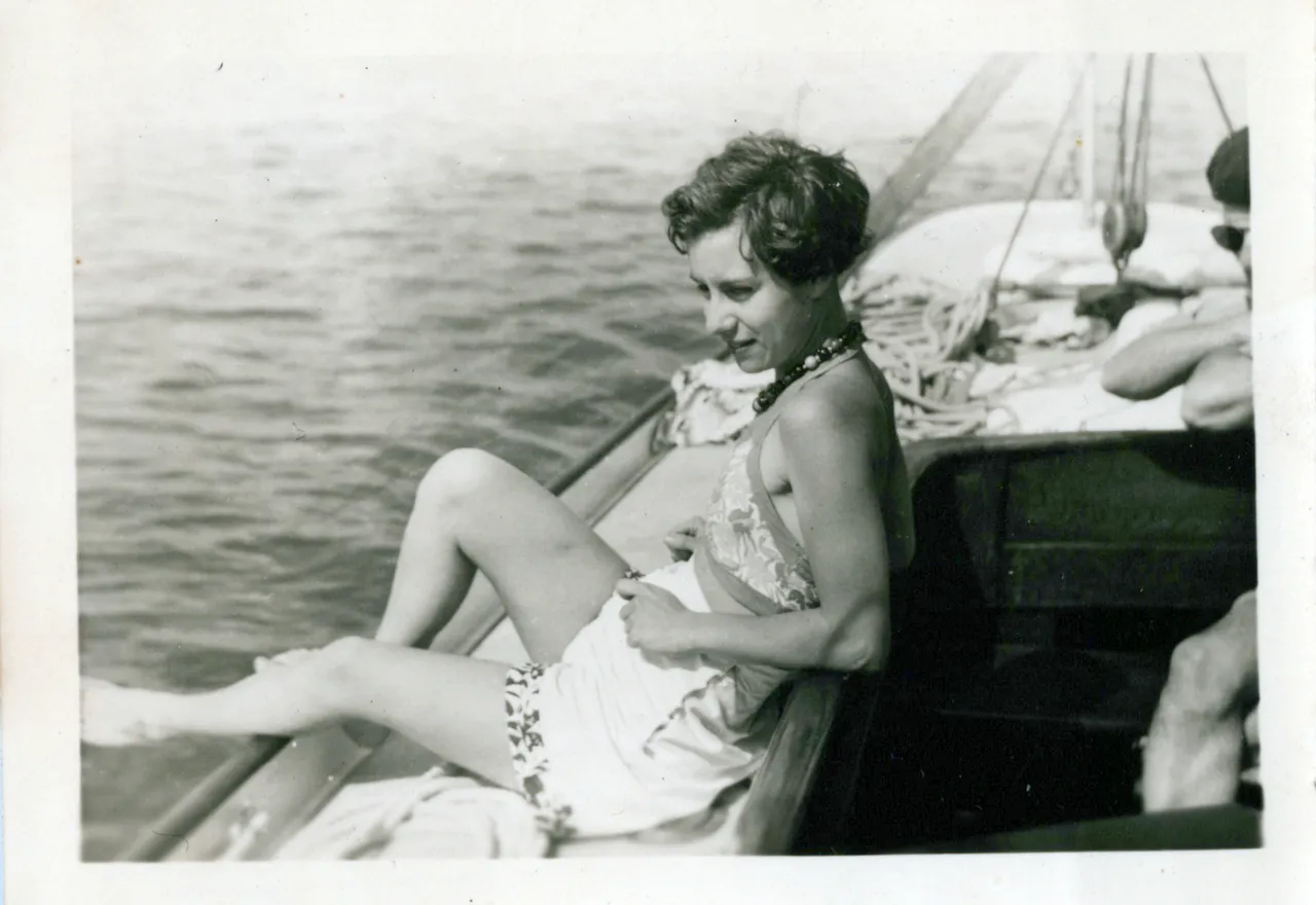 Sue various_0003_a