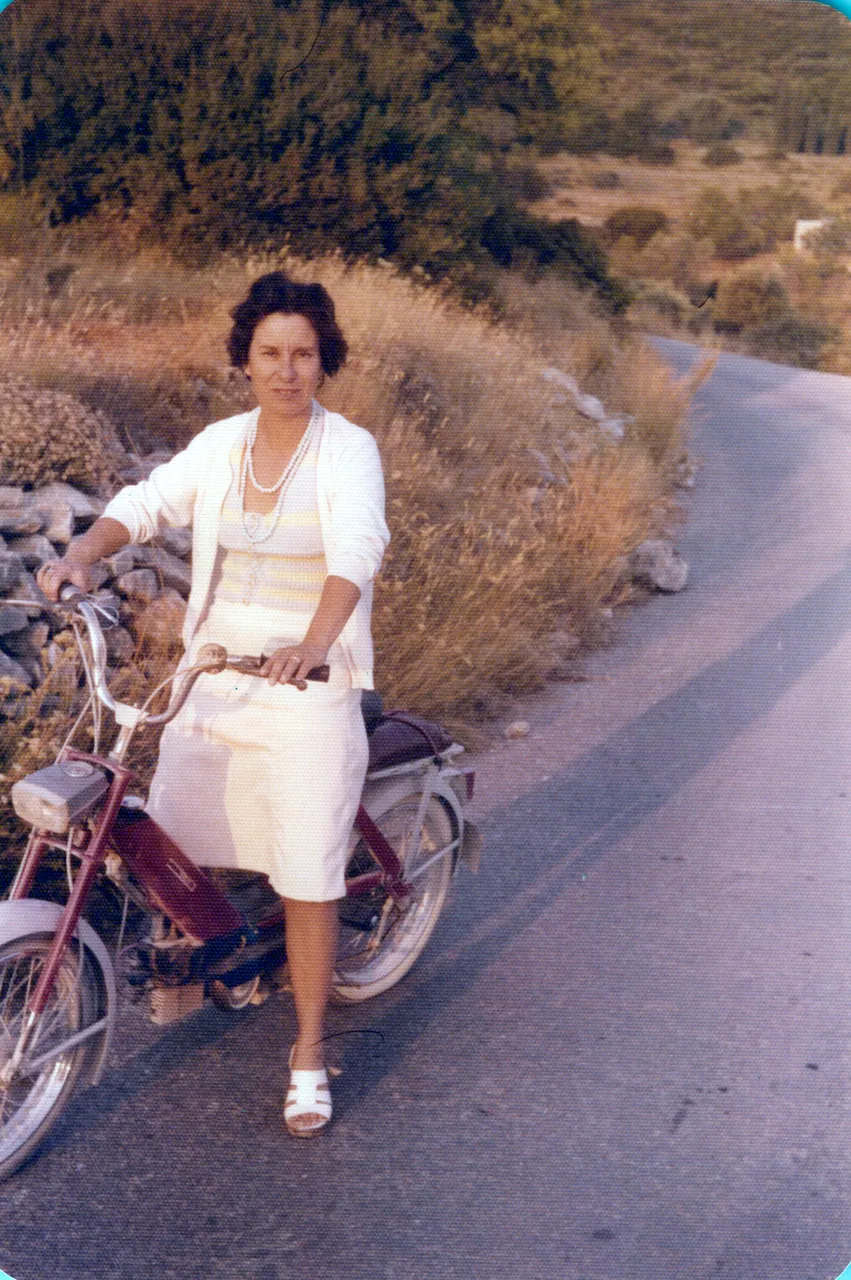 Sue - various_0006_a