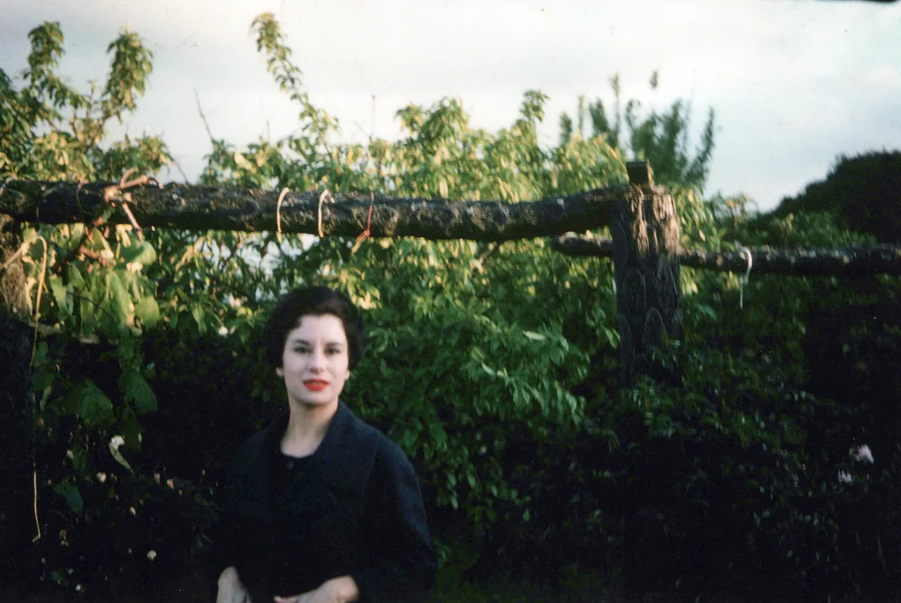1950s_Sue in working suit Dingle Rd_0001_a