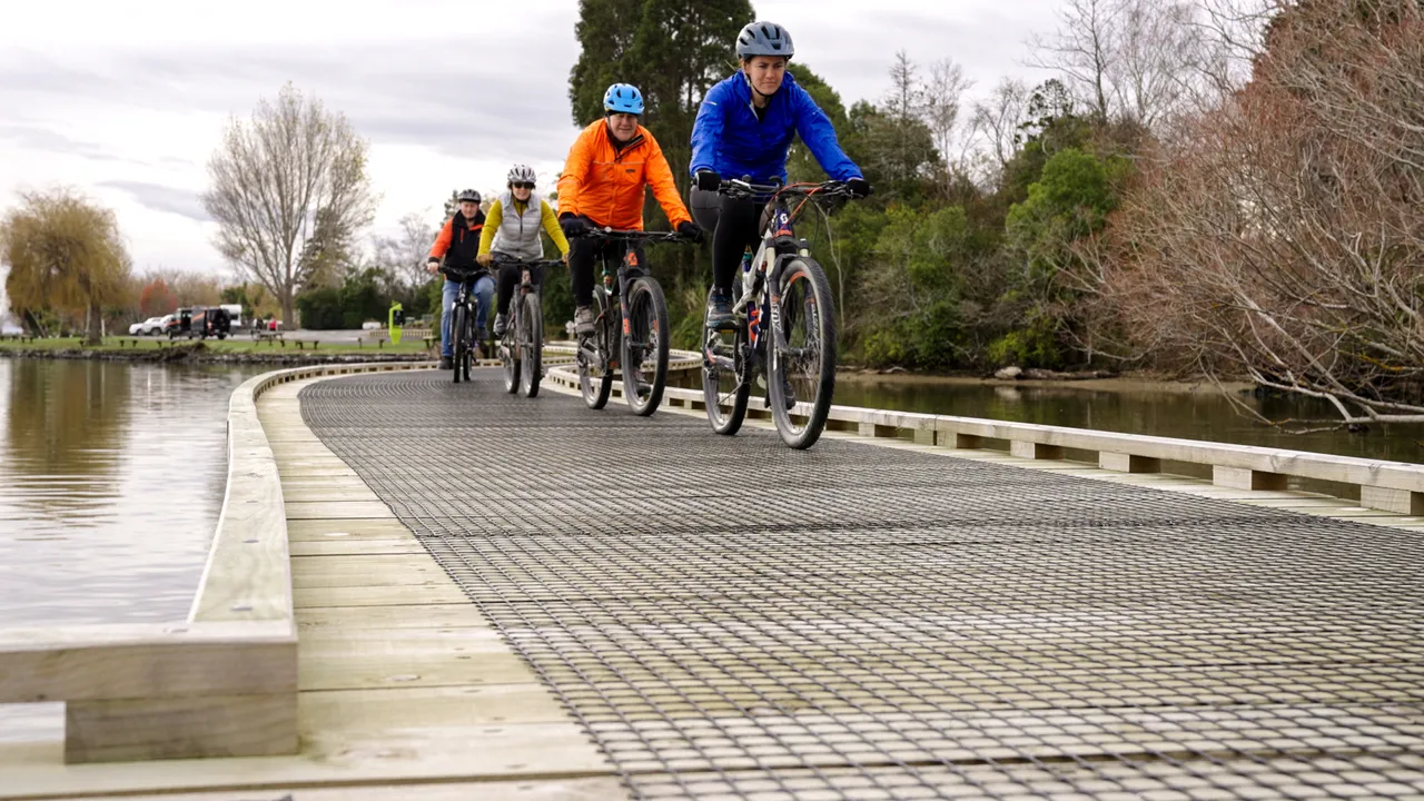 0624-Clutha-Bike-Trail-049
