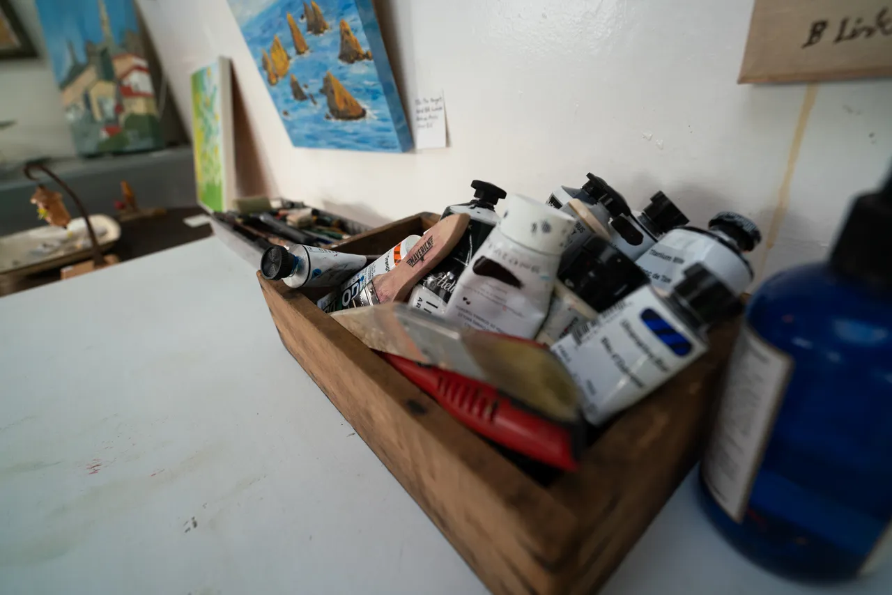 Box of paints