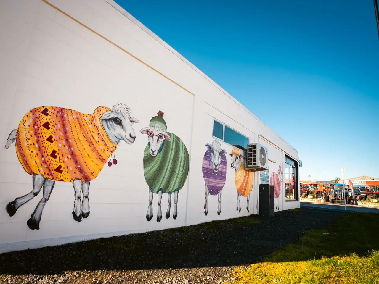 0825-Clutha-Alice-Murals-30