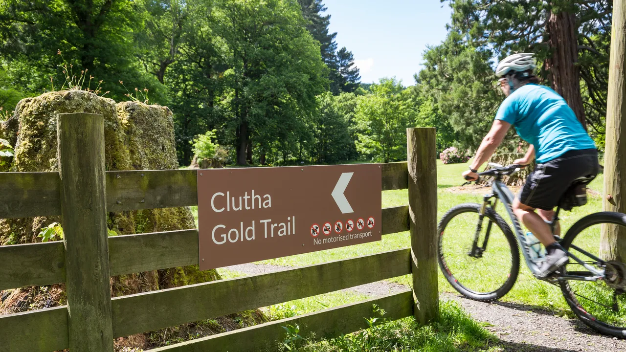 Clutha Gold Trail - Mt Stuart 33 credit Geoff Marks