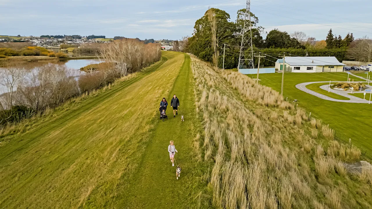 0624-Clutha-Balclutha-Family-Time-118