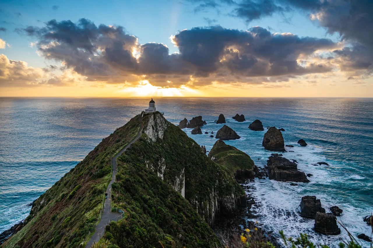 Nugget Point Lighthouse and sunset 