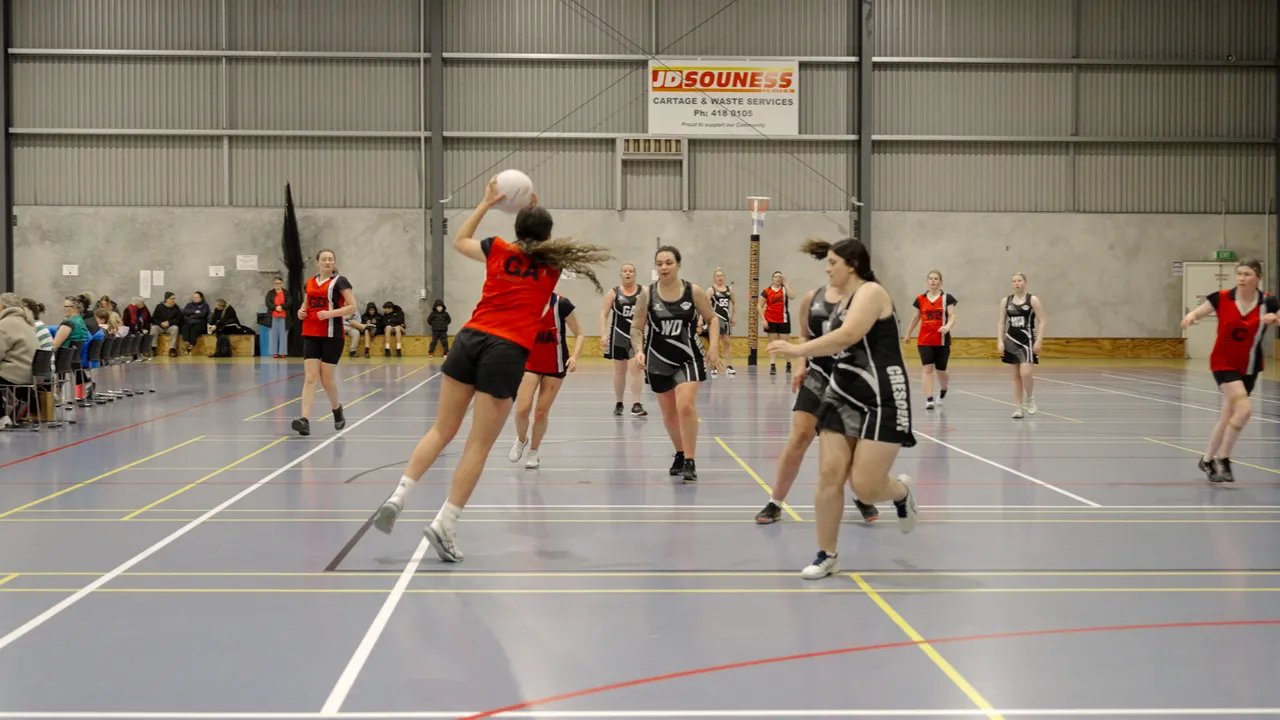 0624-Clutha-South-Otago-Netball-36