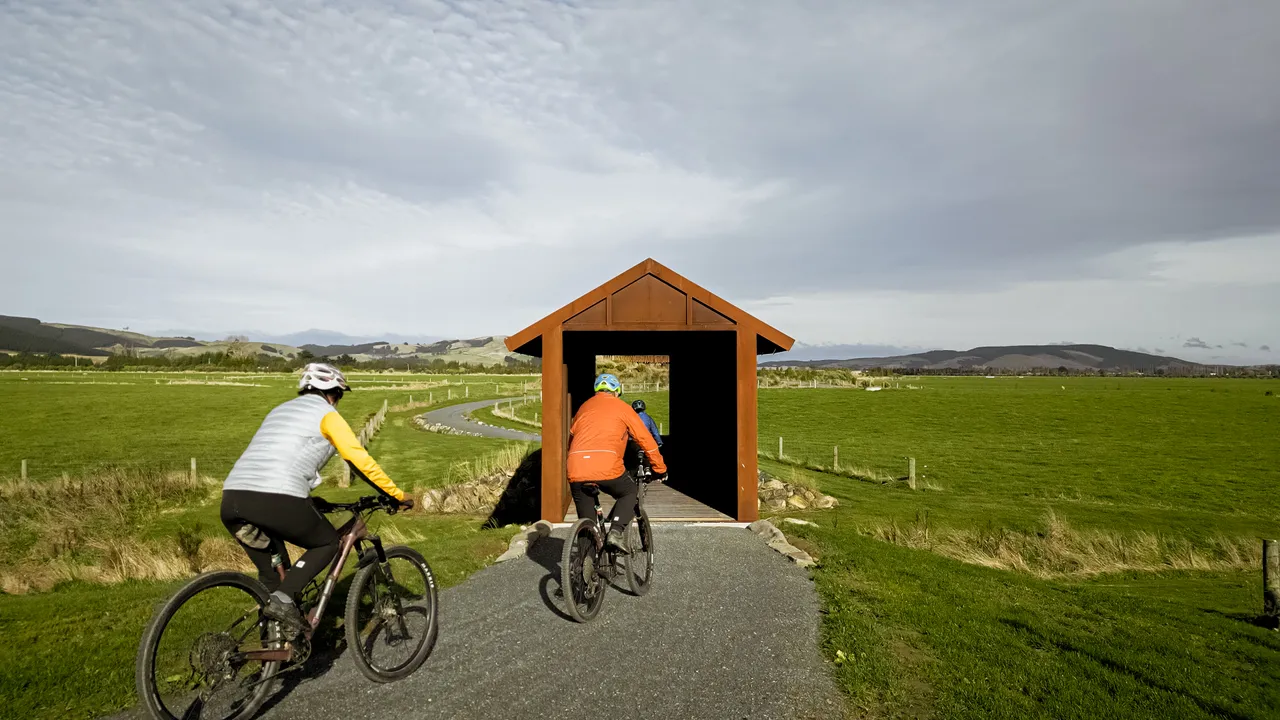 0624-Clutha-Bike-Trail-206