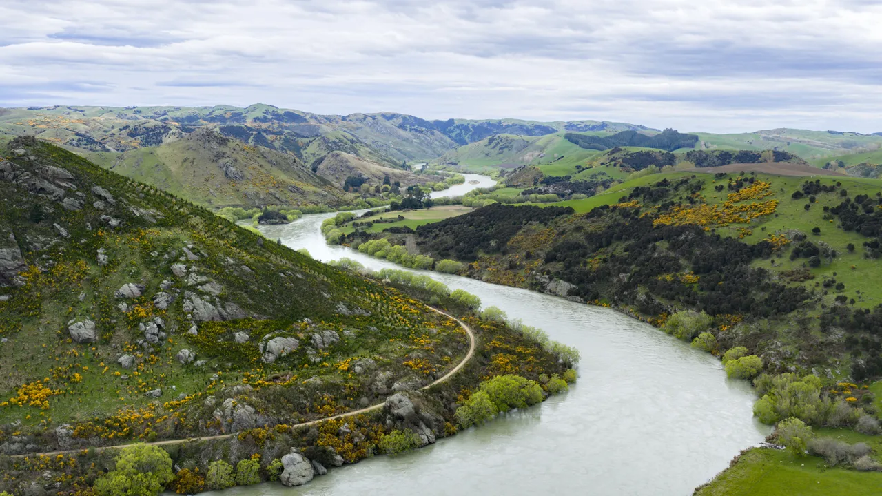 Clutha Gold Trail - Lonely Graves and Horseshoe Bend - Spring 2025 - credit Brook Sabin (8)