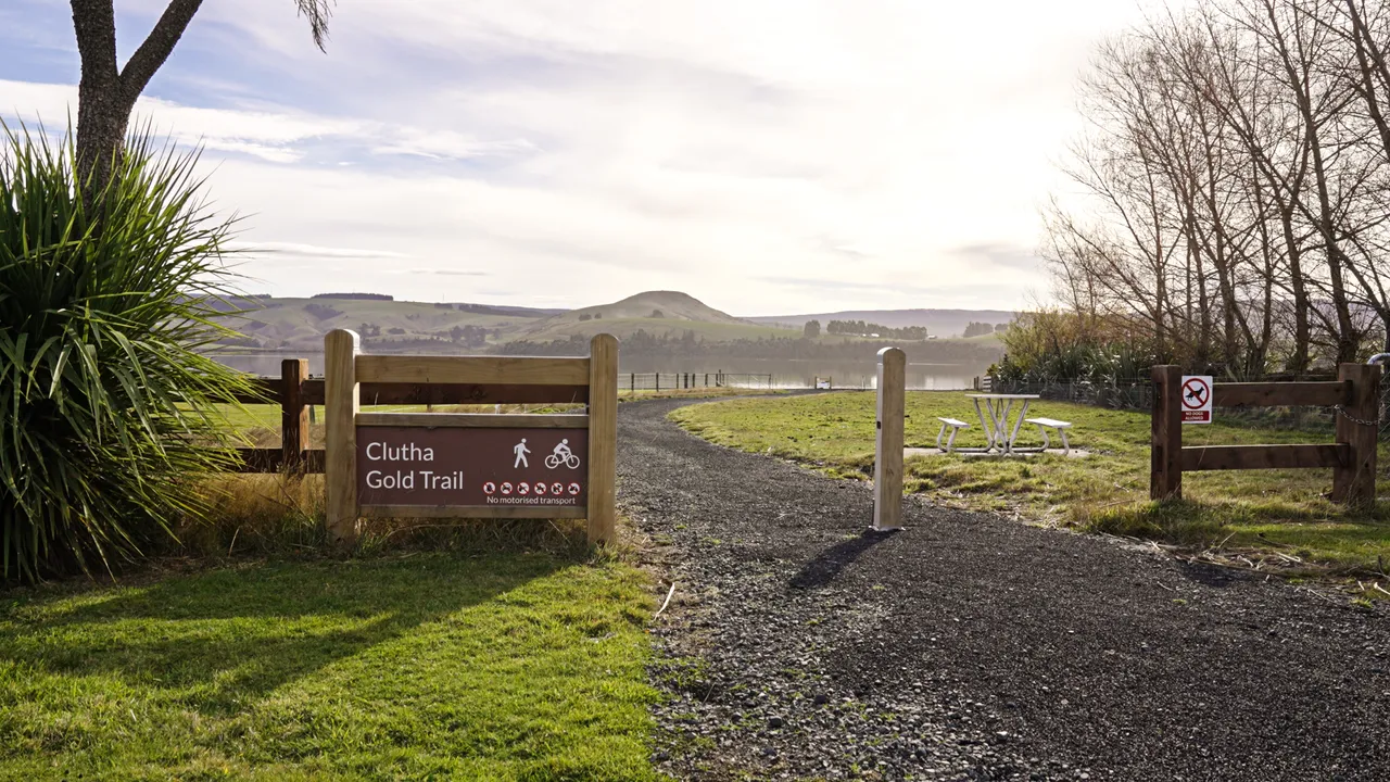 0624-Clutha-Bike-Trail-104