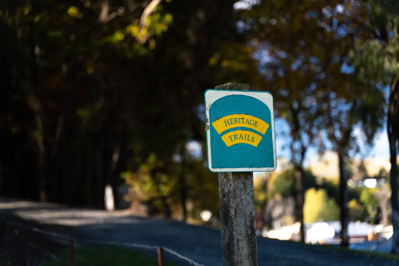 Heritage trail sign