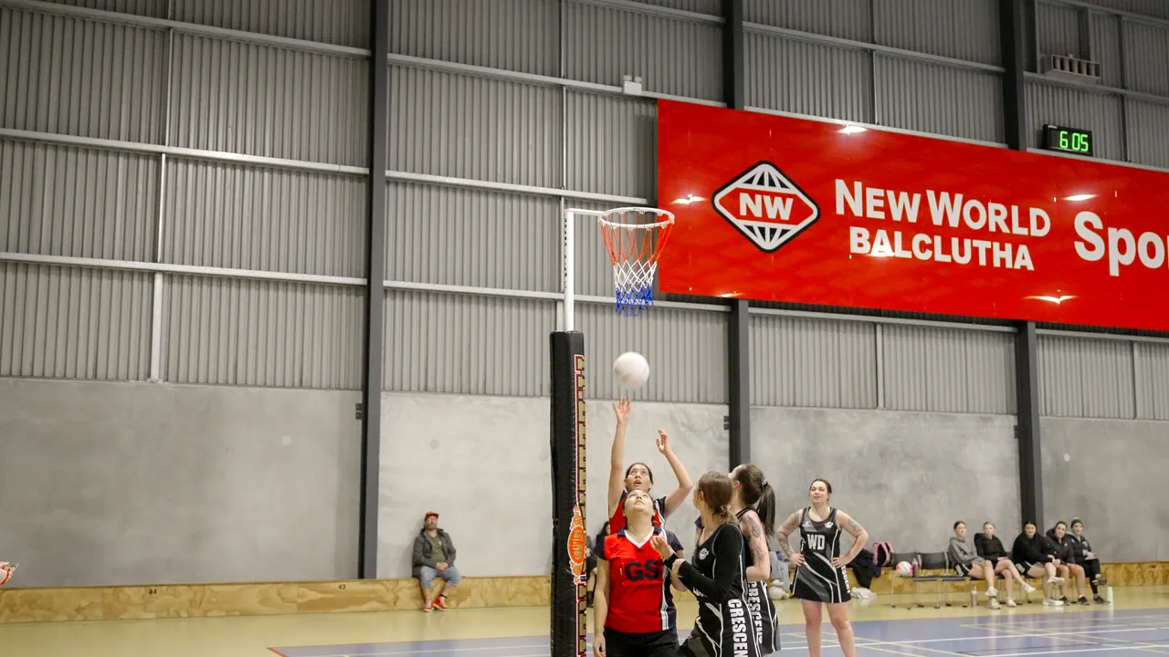 0624-Clutha-South-Otago-Netball-16