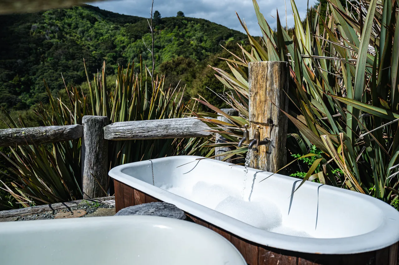 Bathtub outside