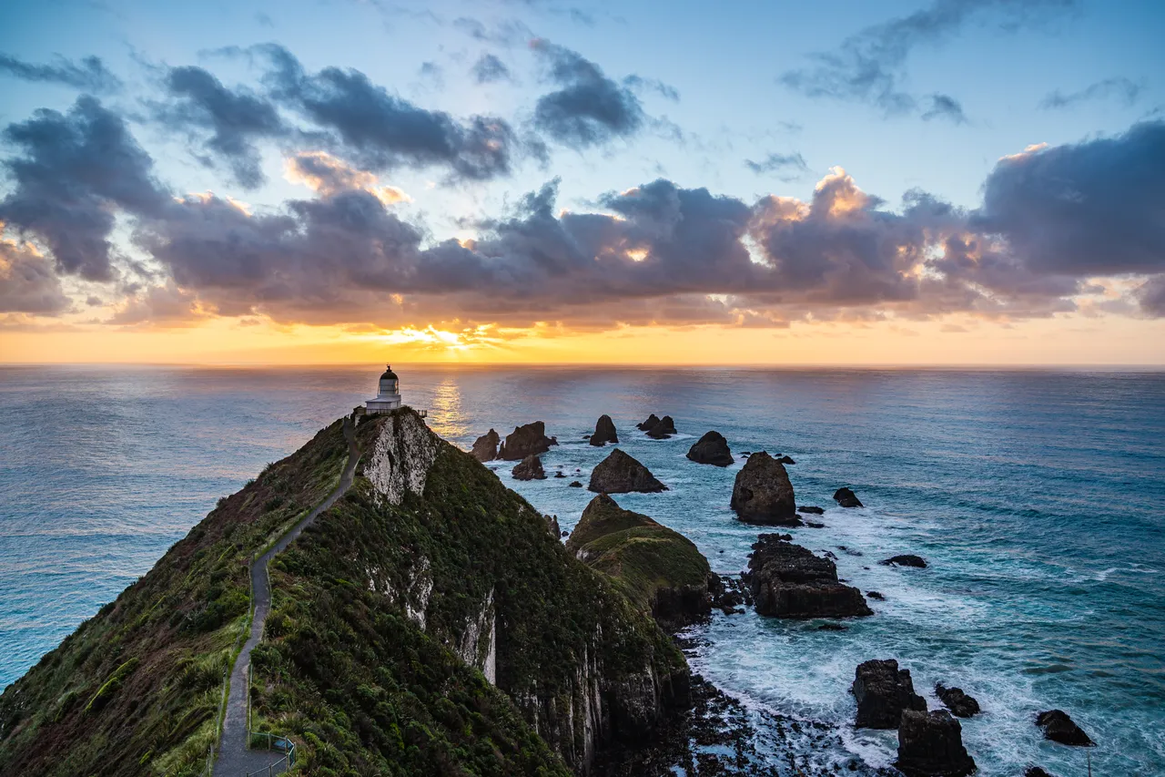 Nugget Point Lighthouse and sunset 