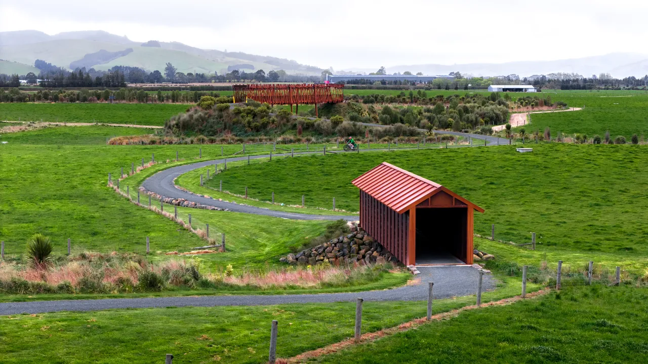 Clutha Gold Trail - Calder Stewart Bridges - Spring 2025 - credit Brook Sabin (8)