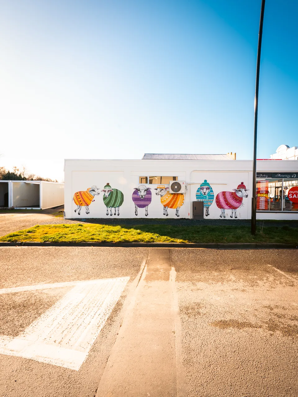0825-Clutha-Alice-Murals-32