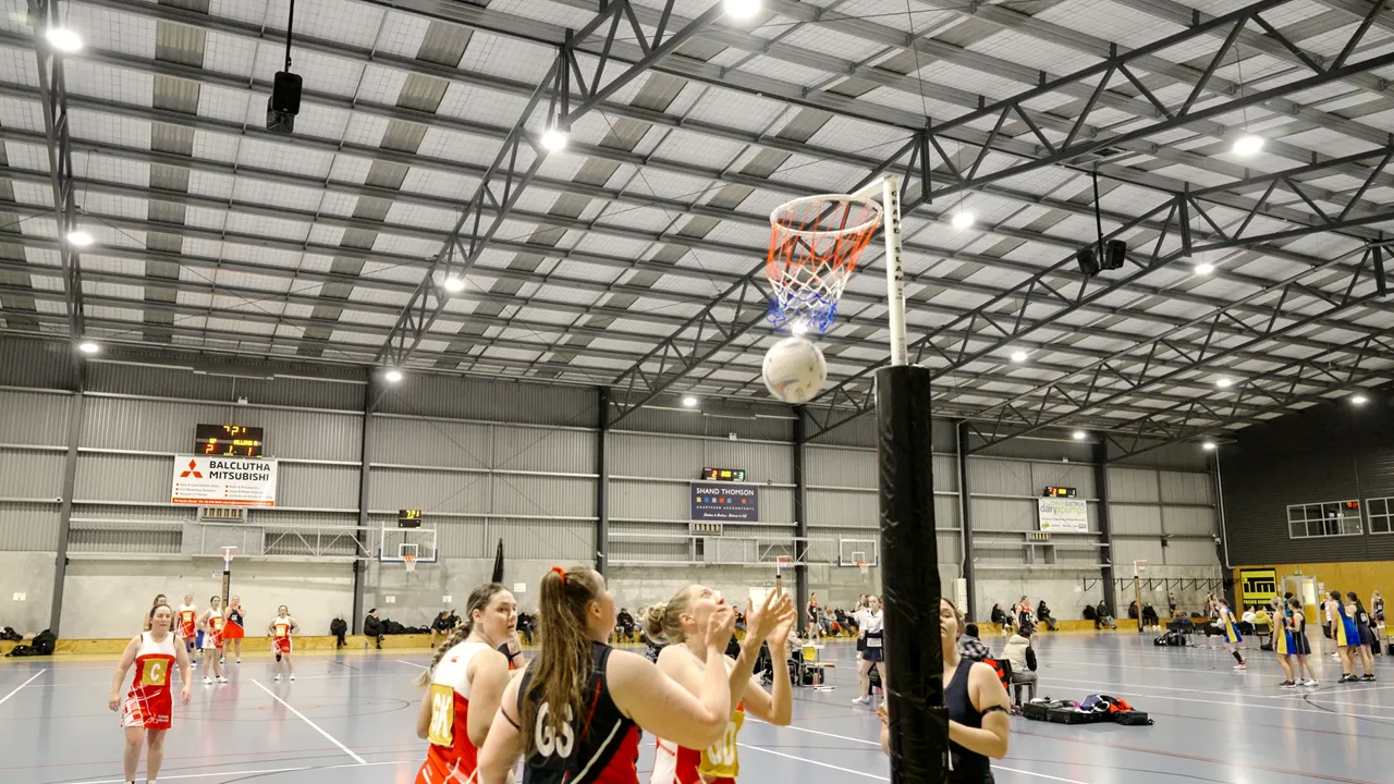 0624-Clutha-South-Otago-Netball-09