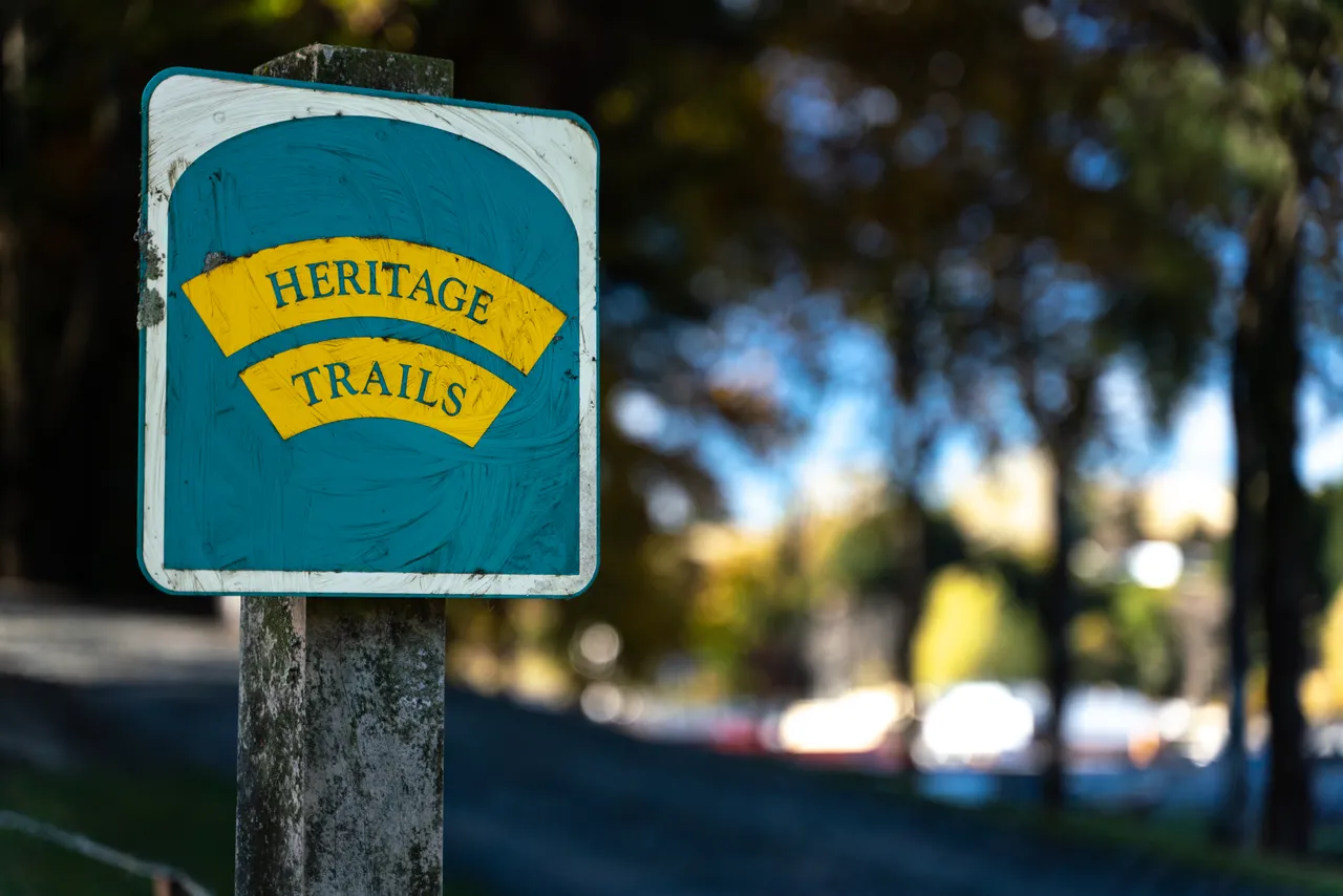 Heritage trail sign