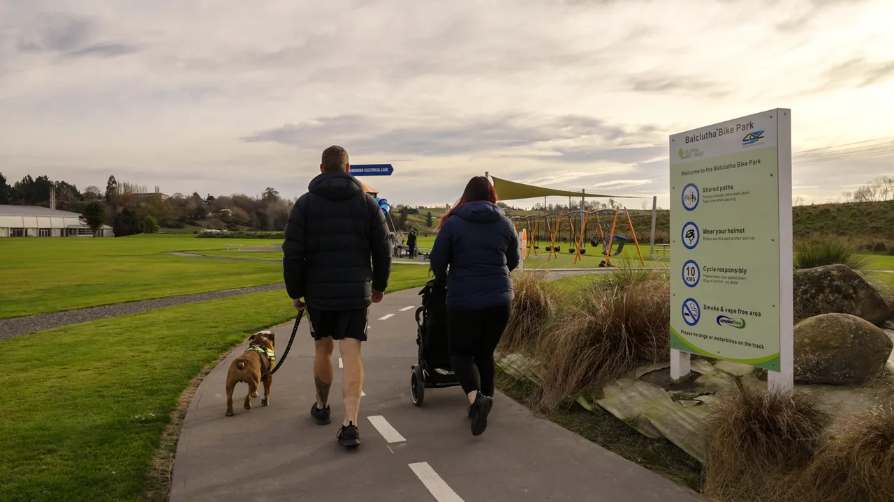 0624-Clutha-Balclutha-Family-Time-022