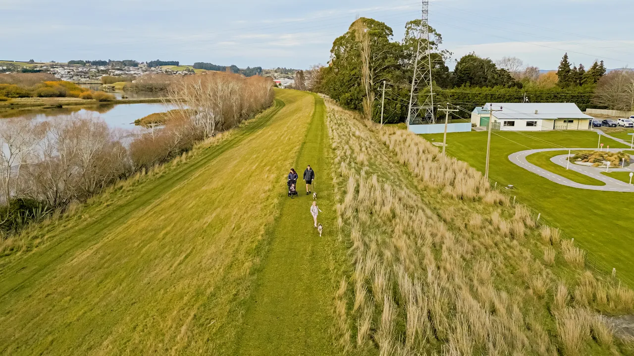 0624-Clutha-Balclutha-Family-Time-117