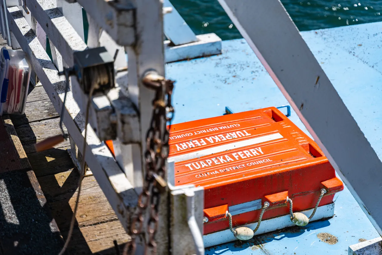 Tuapeka Ferry orange box