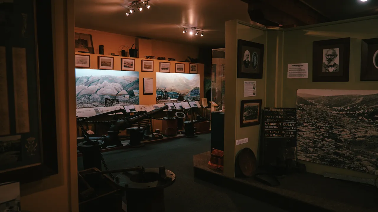 0825-Clutha-Lawrence-Musuem-085