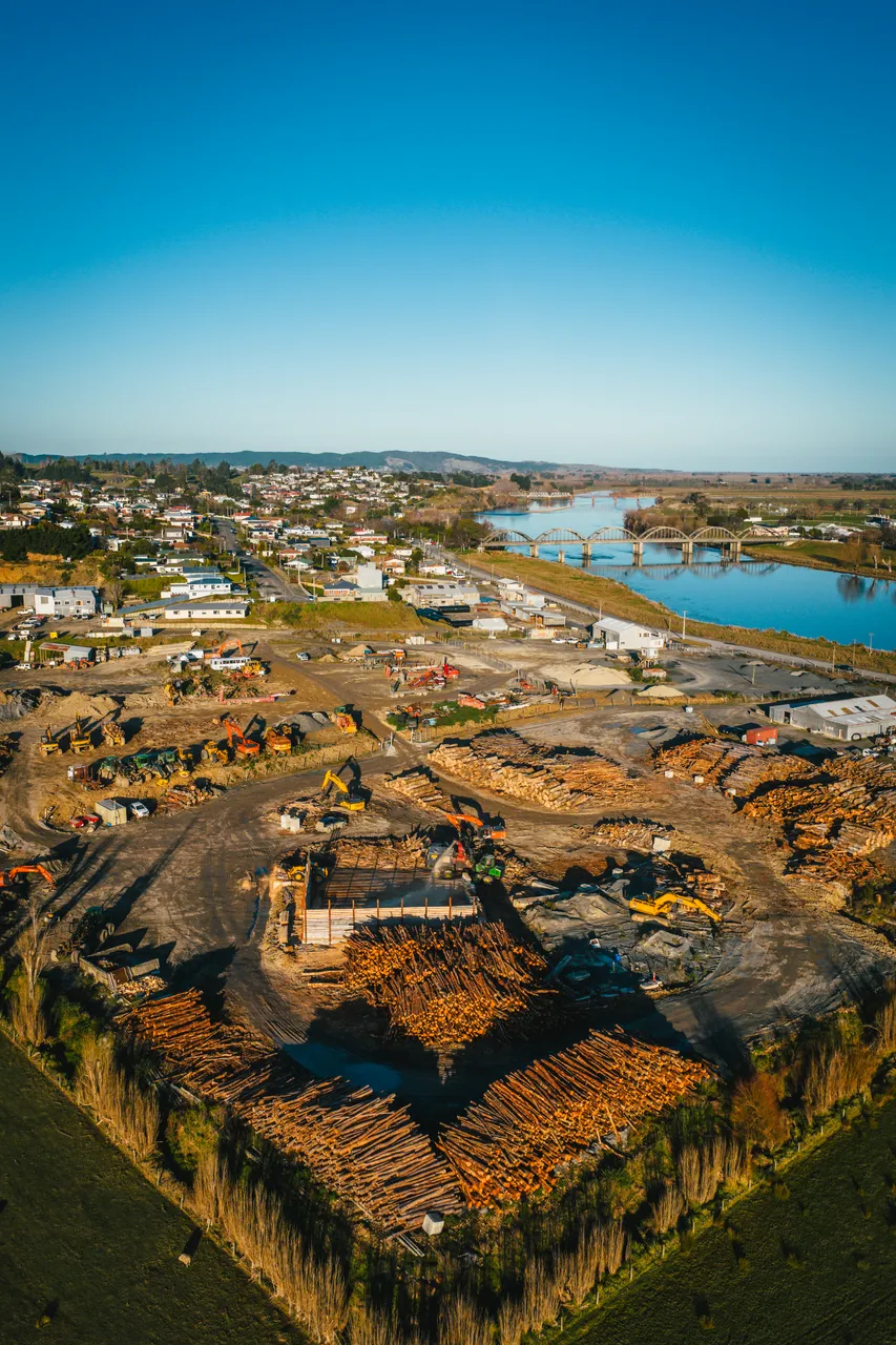 0825-Clutha-Mike-Hurring-03