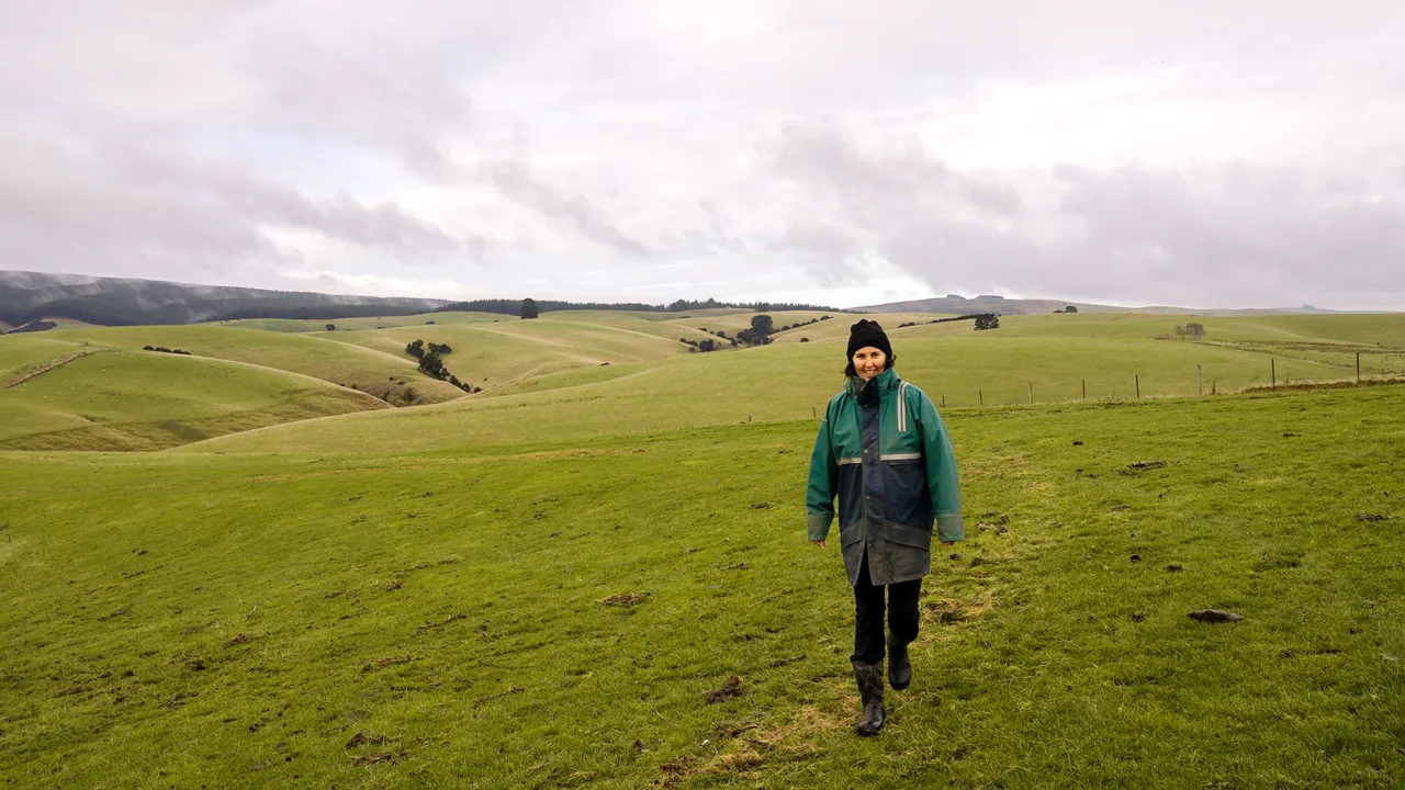 0624-Clutha-Sarahs-Farm-33