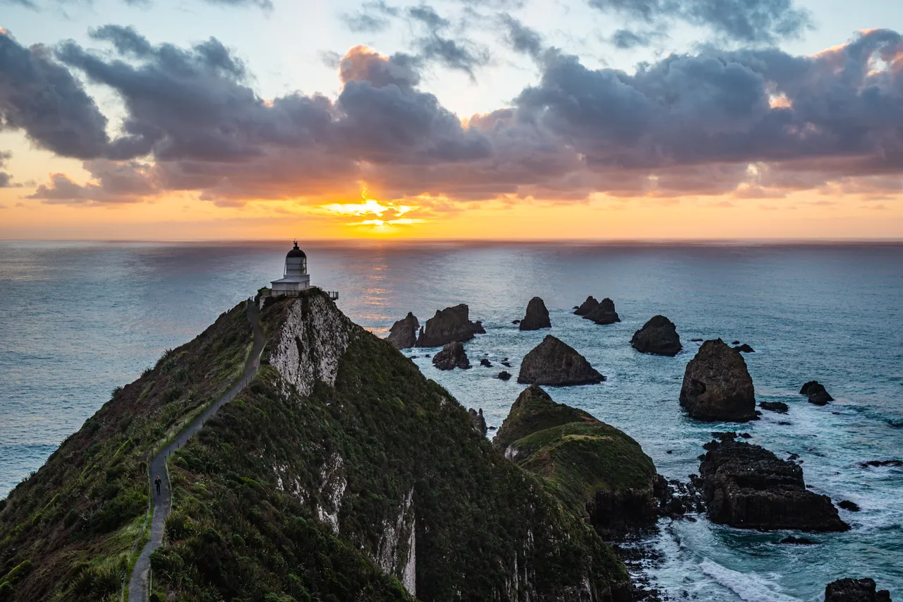 Nugget Point Lighthouse and sunset 