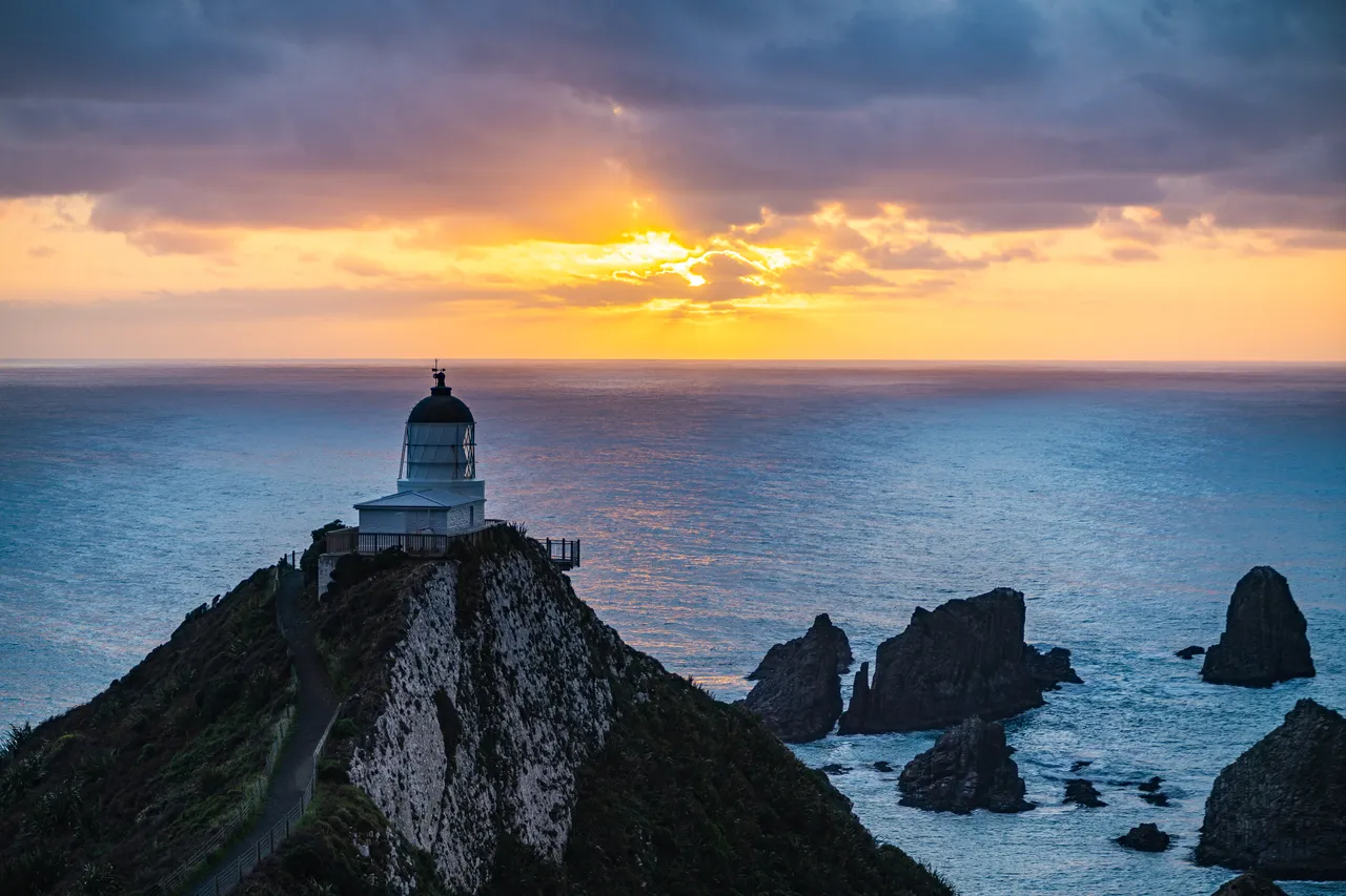 Nugget Point Lighthouse and sunset 