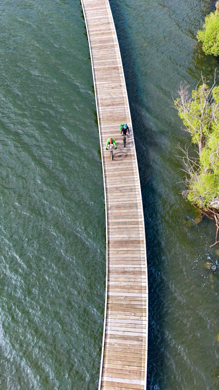 Clutha Gold Trail - Lake Waihola - Spring 2025 - credit Brook Sabin (10)
