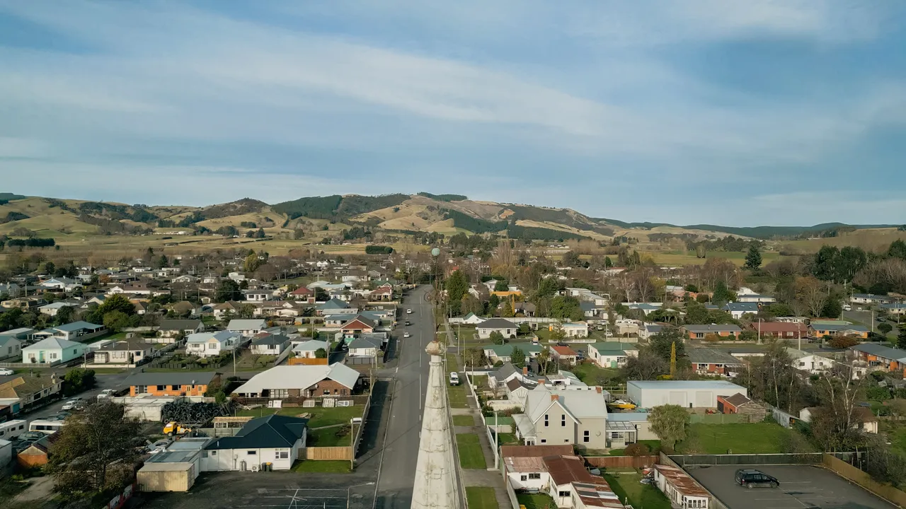 0524-Milton-Clutha-Development-The-Commute-39
