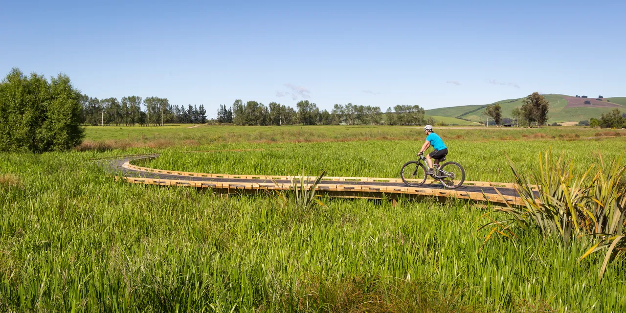 Clutha Gold Trail - Waihola 16 credit Geoff Marks