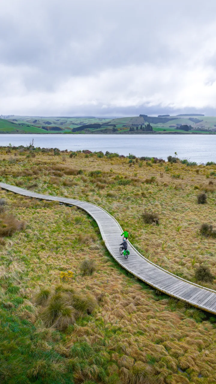Clutha Gold Trail - Lake Waihola - Spring 2025 - credit Brook Sabin (8)