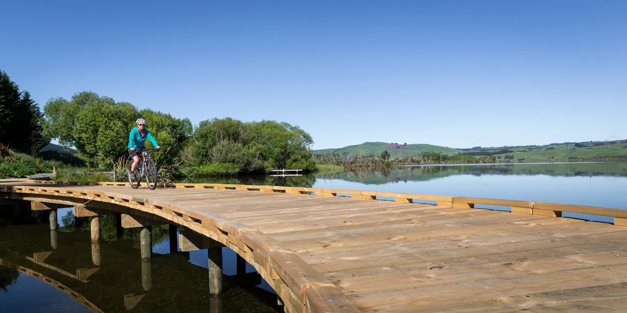 Clutha Gold Trail - Waihola 5 credit Geoff Marks