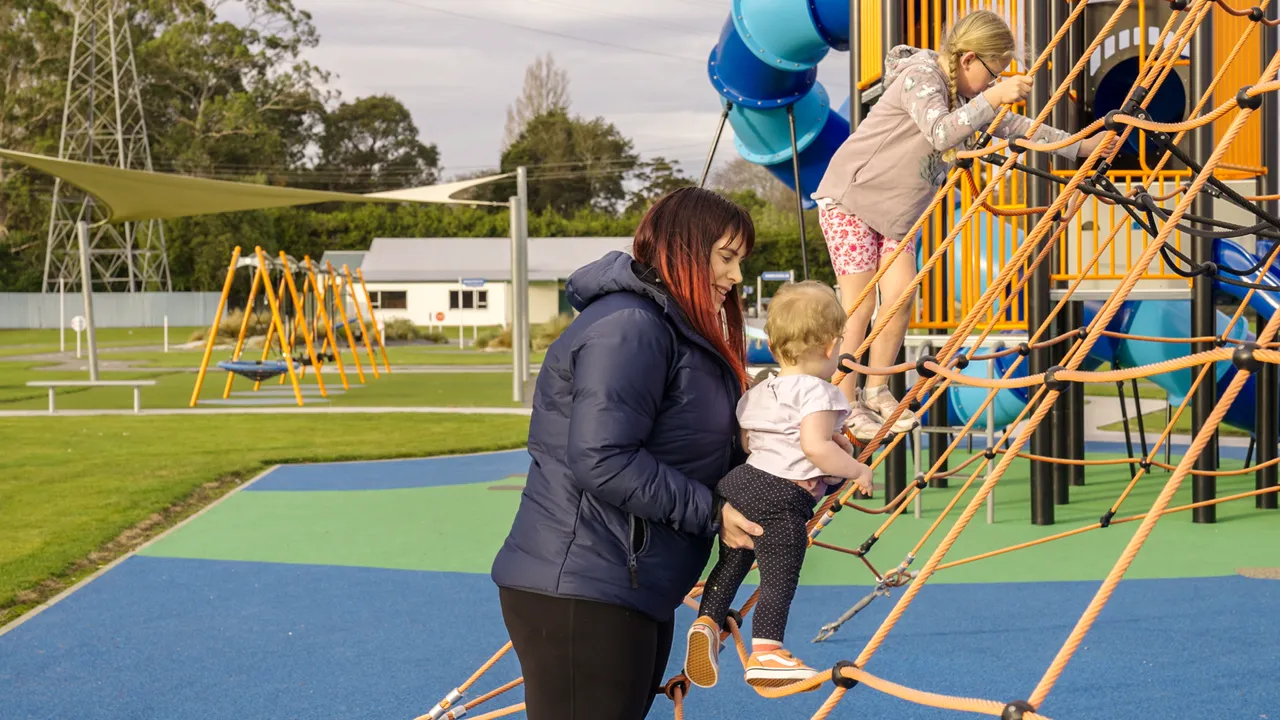 0624-Clutha-Balclutha-Family-Time-041