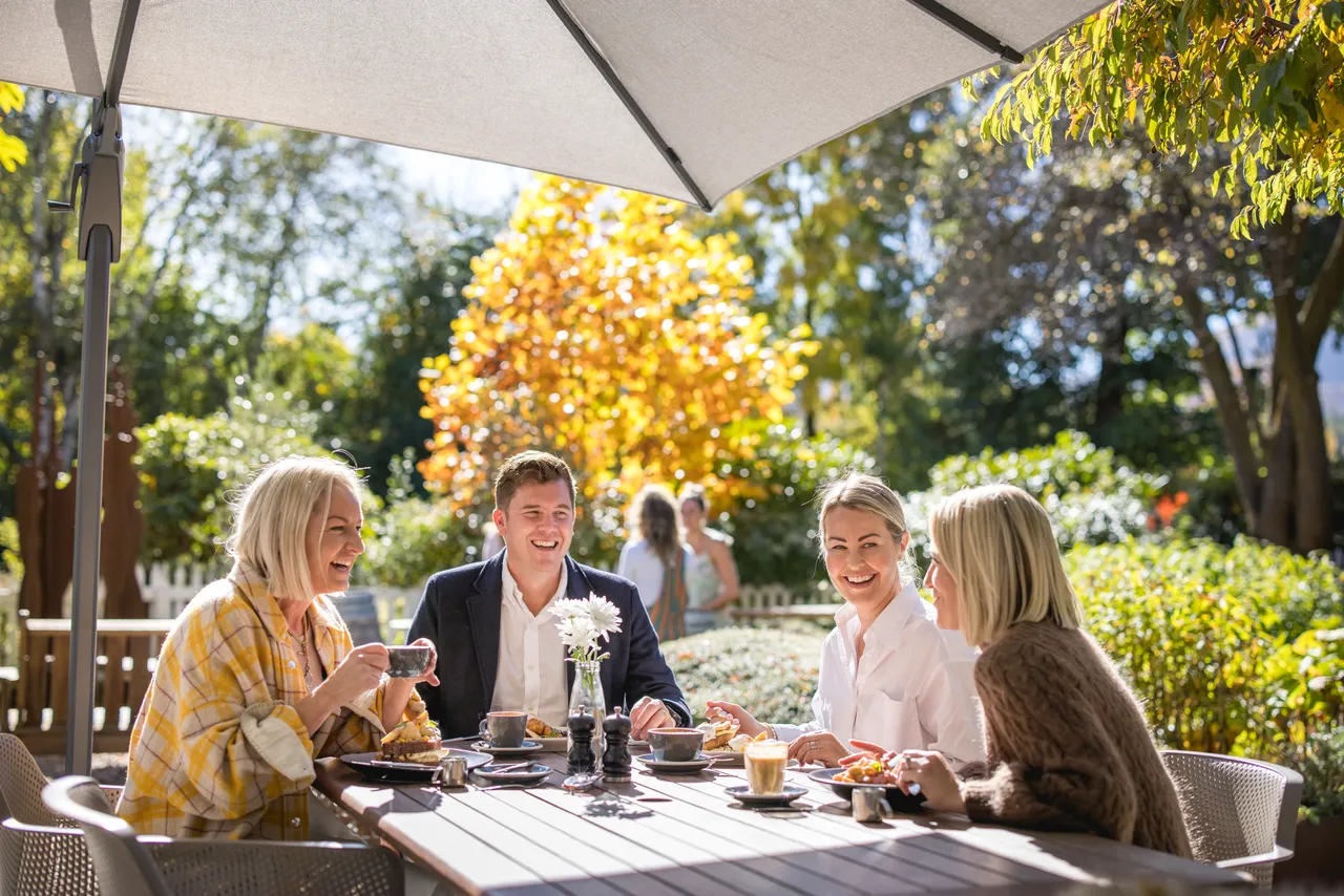Mora Wines & Artisan Kitchen
